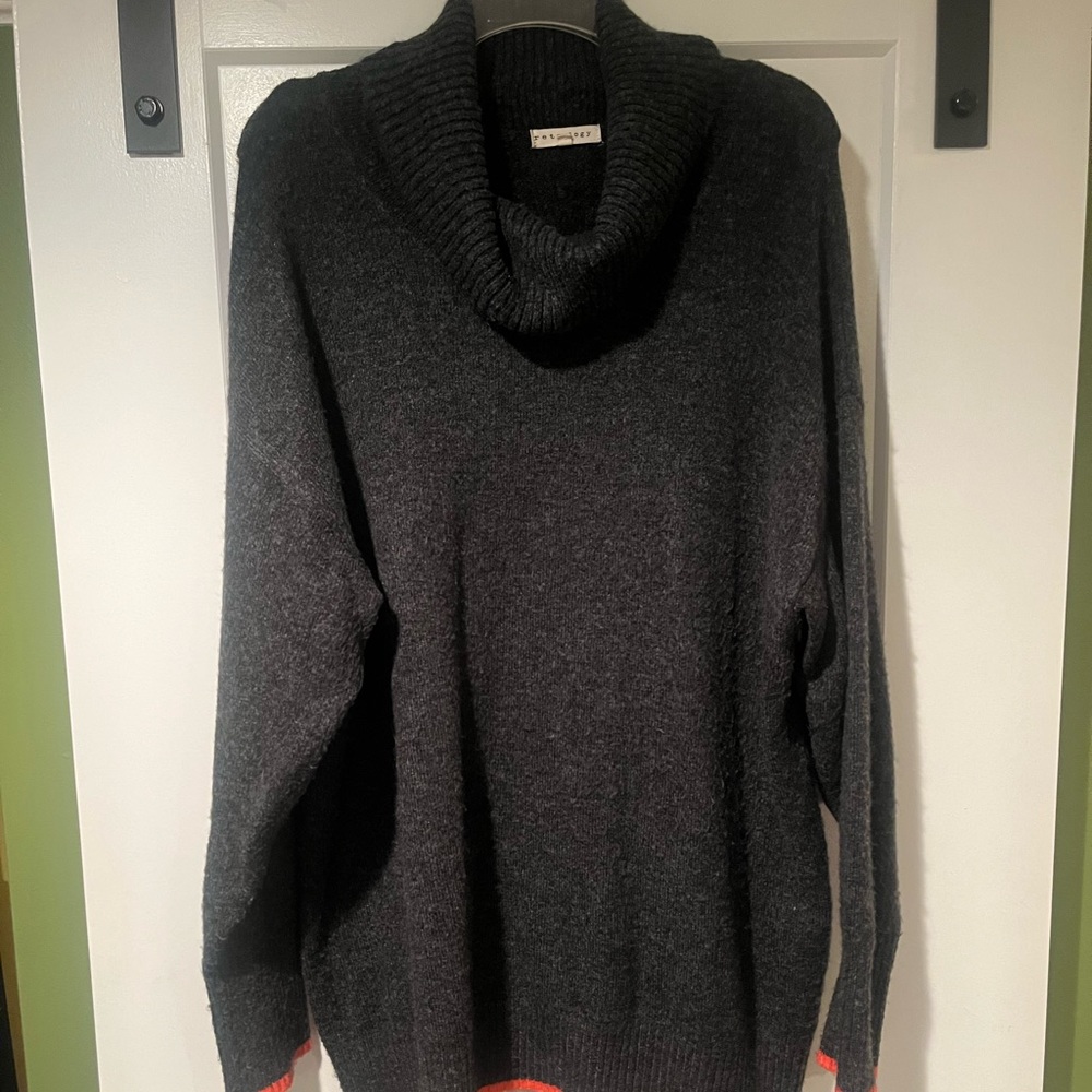 Grey sweater
